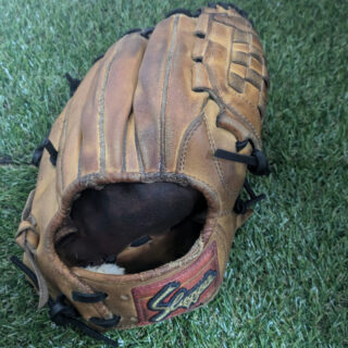 baseballglove-kubotaslugger-